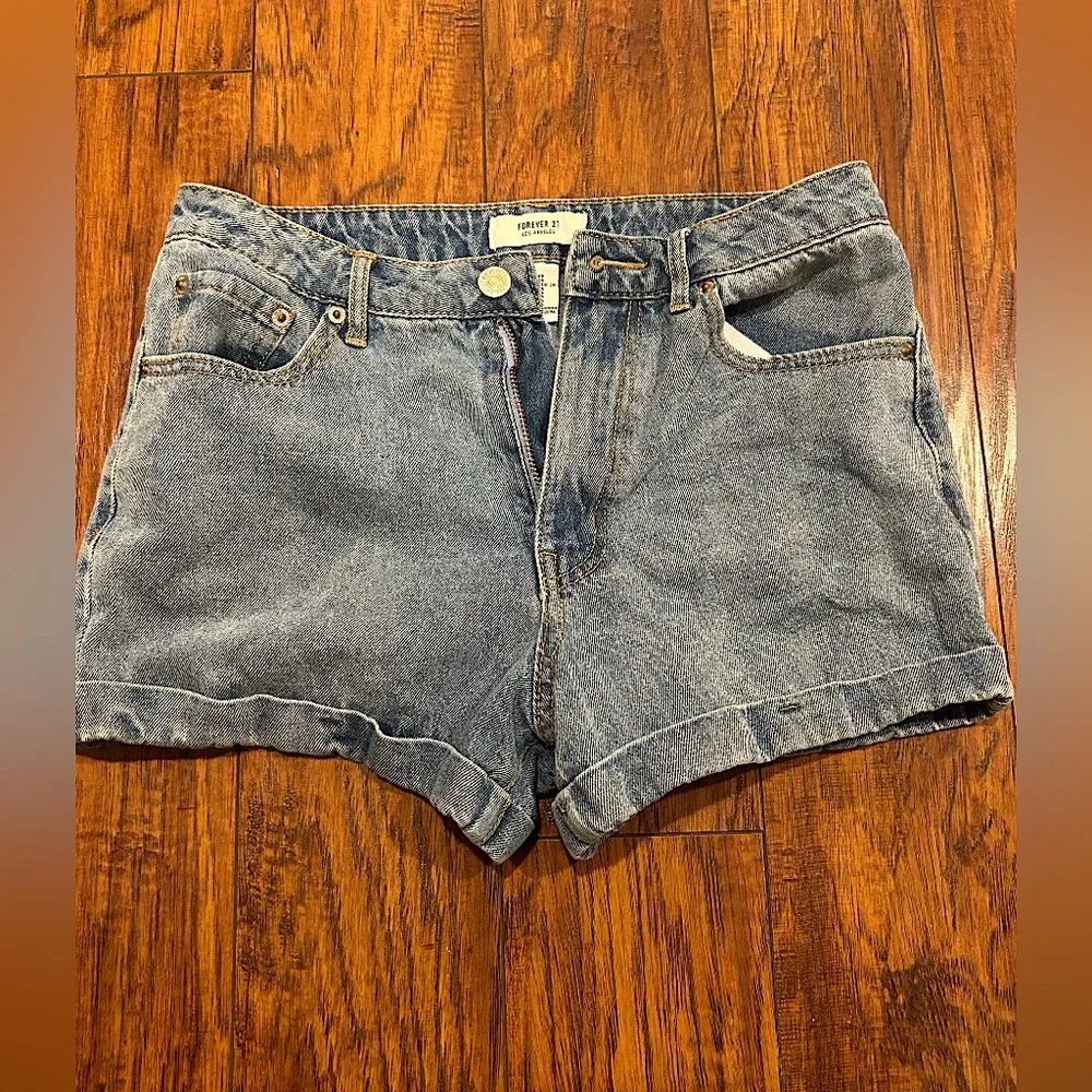 Forever 21 Jean Shorts - Picture 1 of 2
